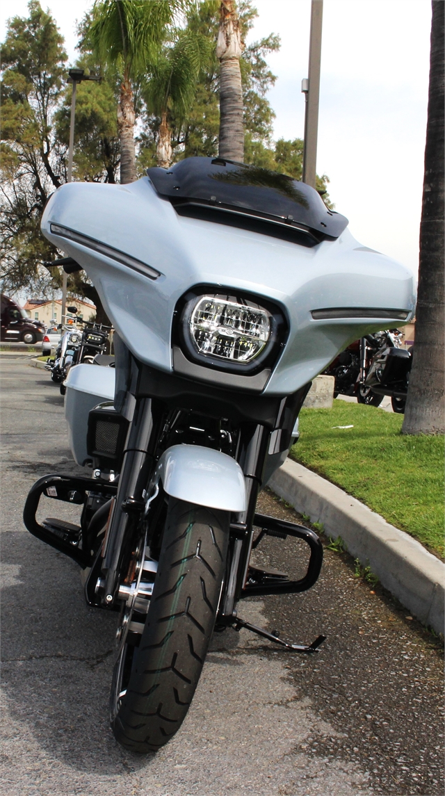 2024 Harley-Davidson Street Glide Base at Quaid Harley-Davidson, Loma Linda, CA 92354