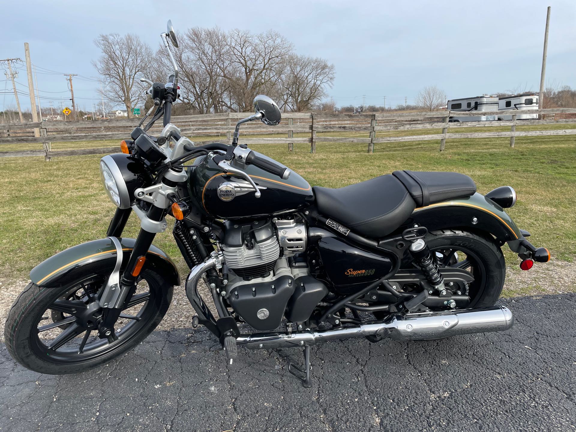 2024 Royal Enfield Super Meteor 650 at Randy's Cycle