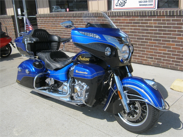 2018 Indian Motorcycle Roadmaster Elite ABS Cobalt Candy / Black Crystal w/ 23K Gold Trim at Brenny's Motorcycle Clinic, Bettendorf, IA 52722