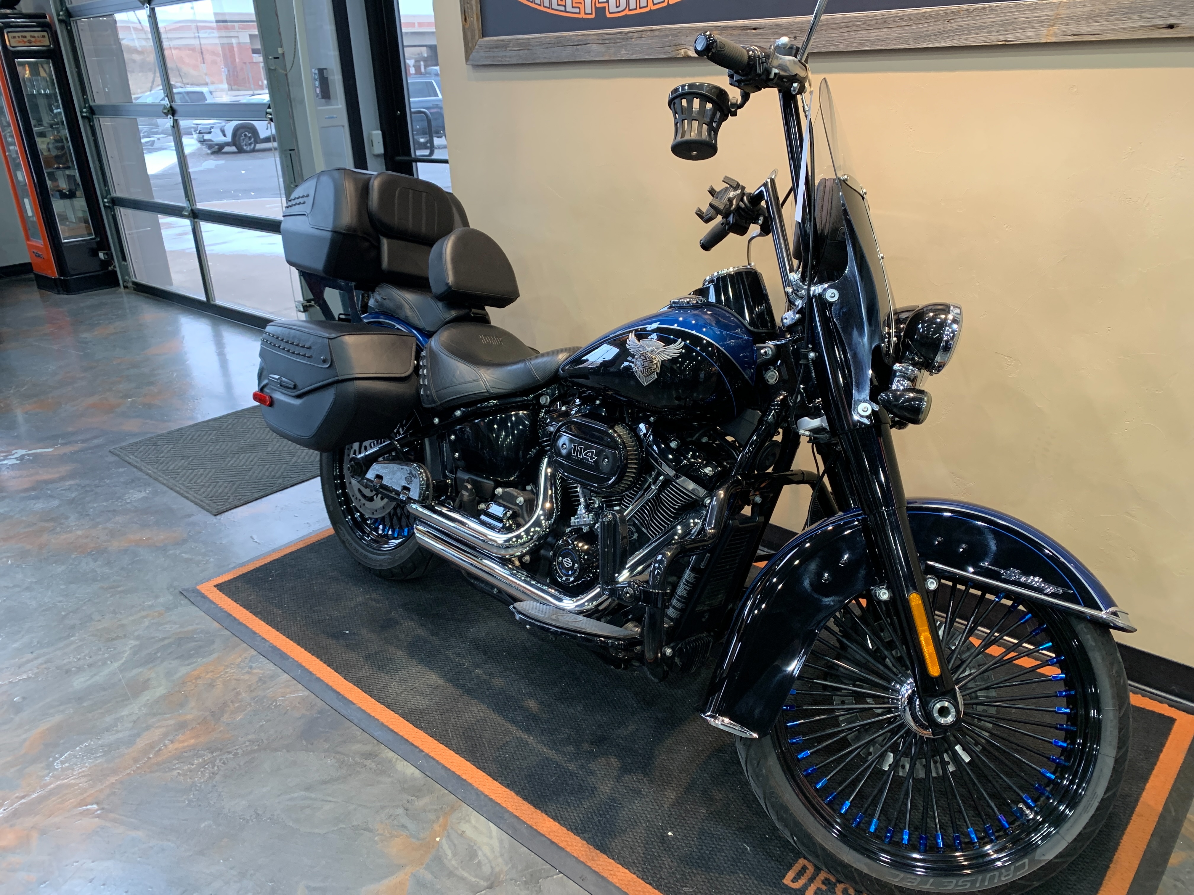 2018 Harley-Davidson Softail Heritage Classic 114 at Vandervest Harley-Davidson, Green Bay, WI 54303