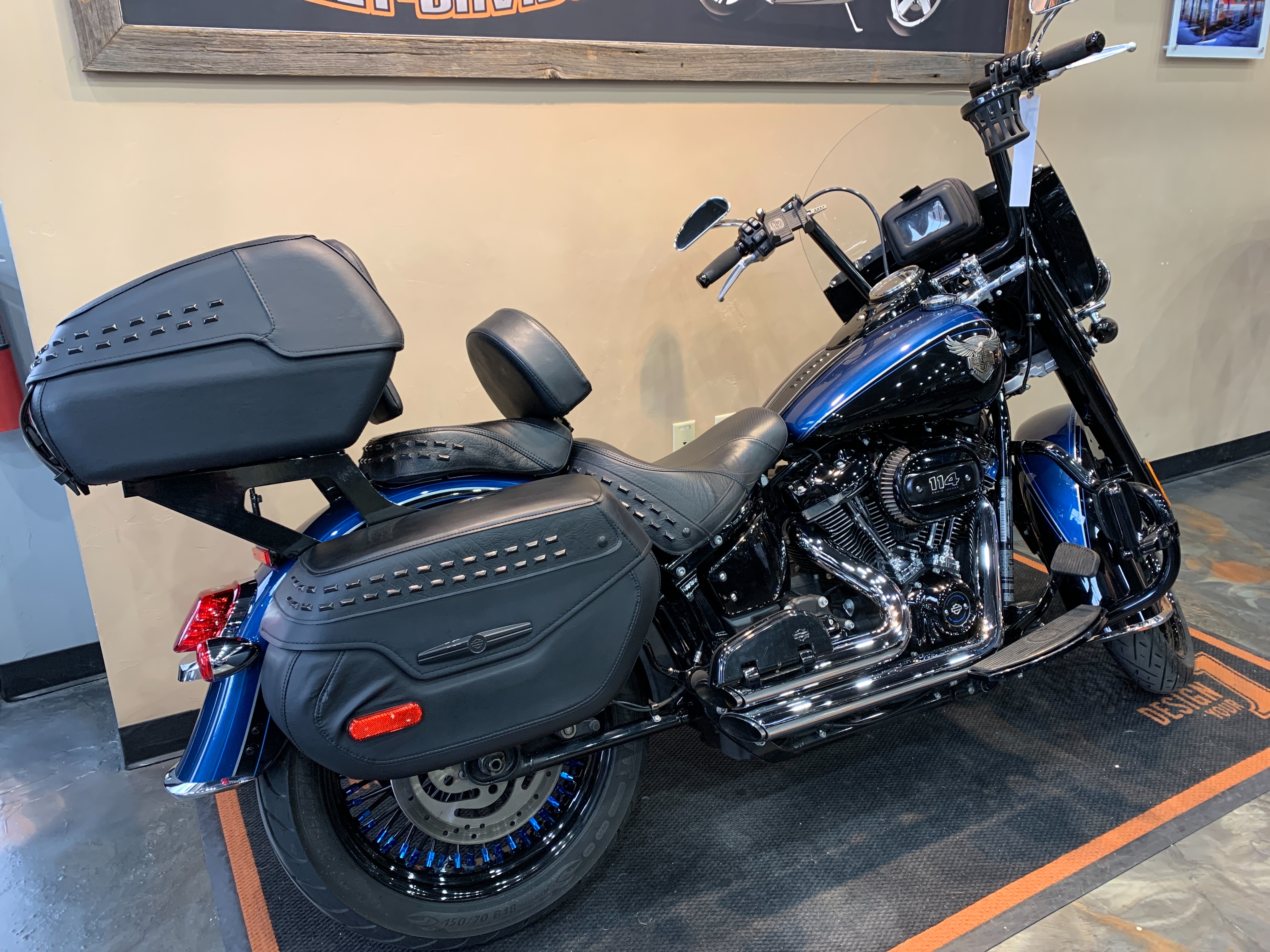 2018 Harley-Davidson Softail Heritage Classic 114 at Vandervest Harley-Davidson, Green Bay, WI 54303