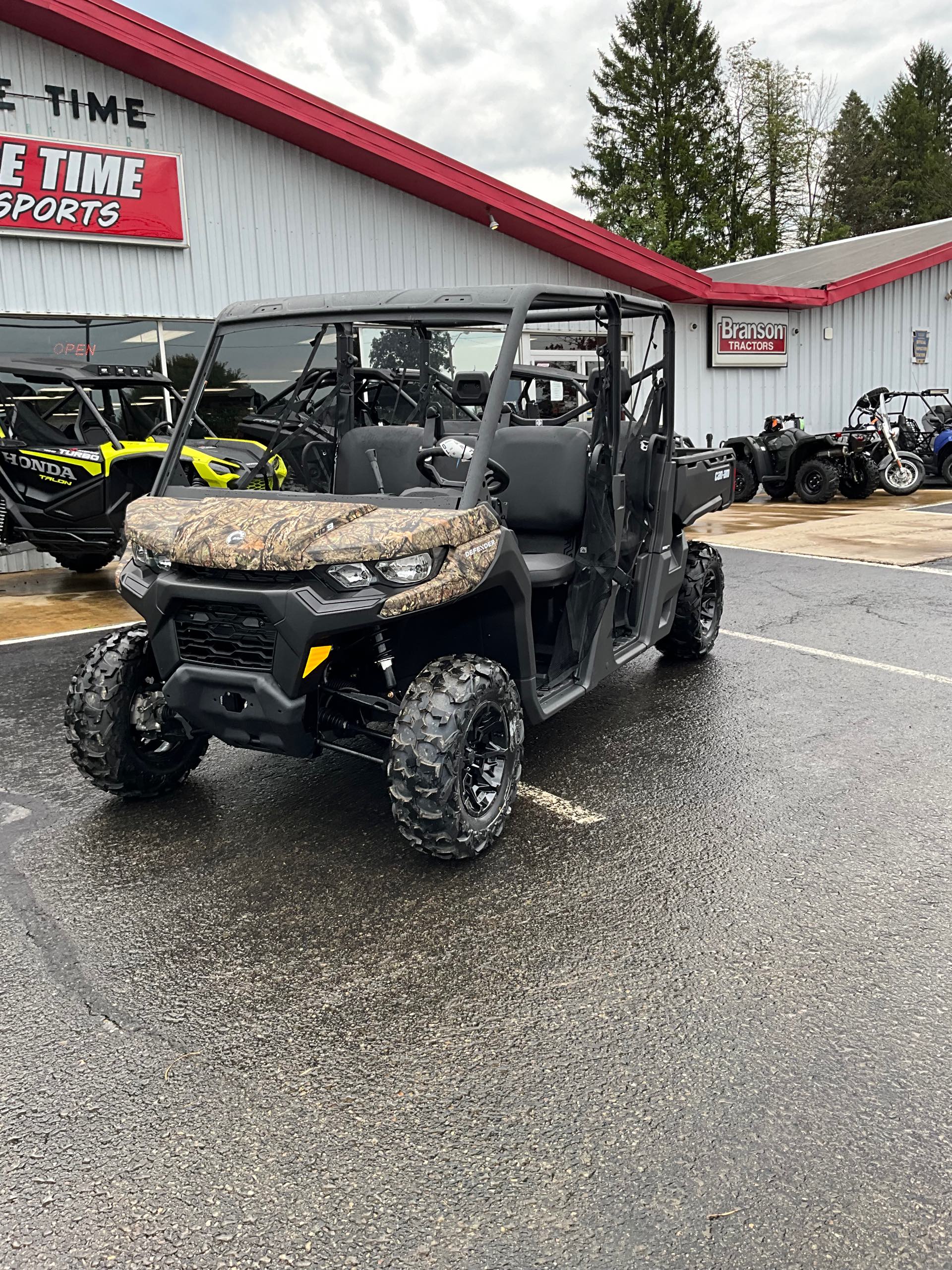 2023 Can-Am Defender MAX DPS HD9 at Leisure Time Powersports of Corry