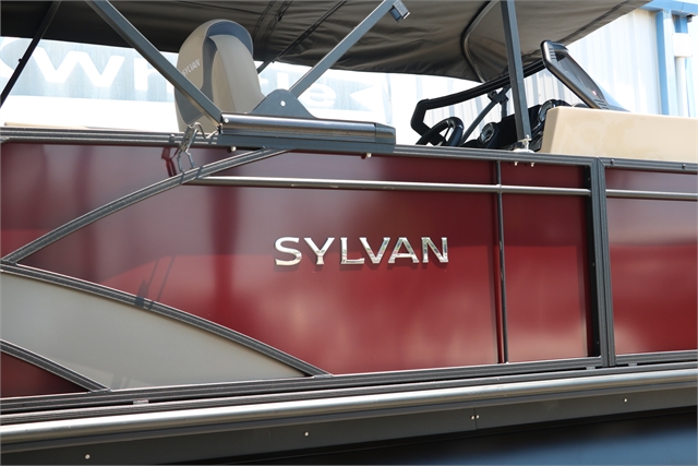 2025 Sylvan L3 DLZ Bar Tri-Toon at Jerry Whittle Boats