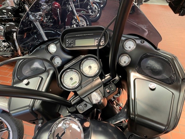 2011 Harley-Davidson Road Glide Custom at Rooster's Harley Davidson