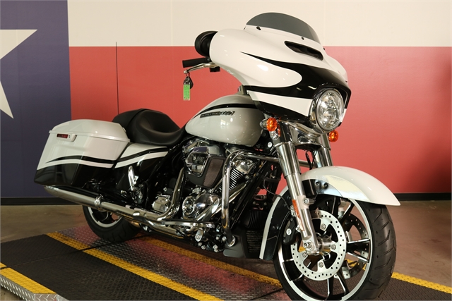 2023 Harley-Davidson Street Glide Base at Texas Harley