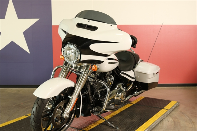 2023 Harley-Davidson Street Glide Base at Texas Harley