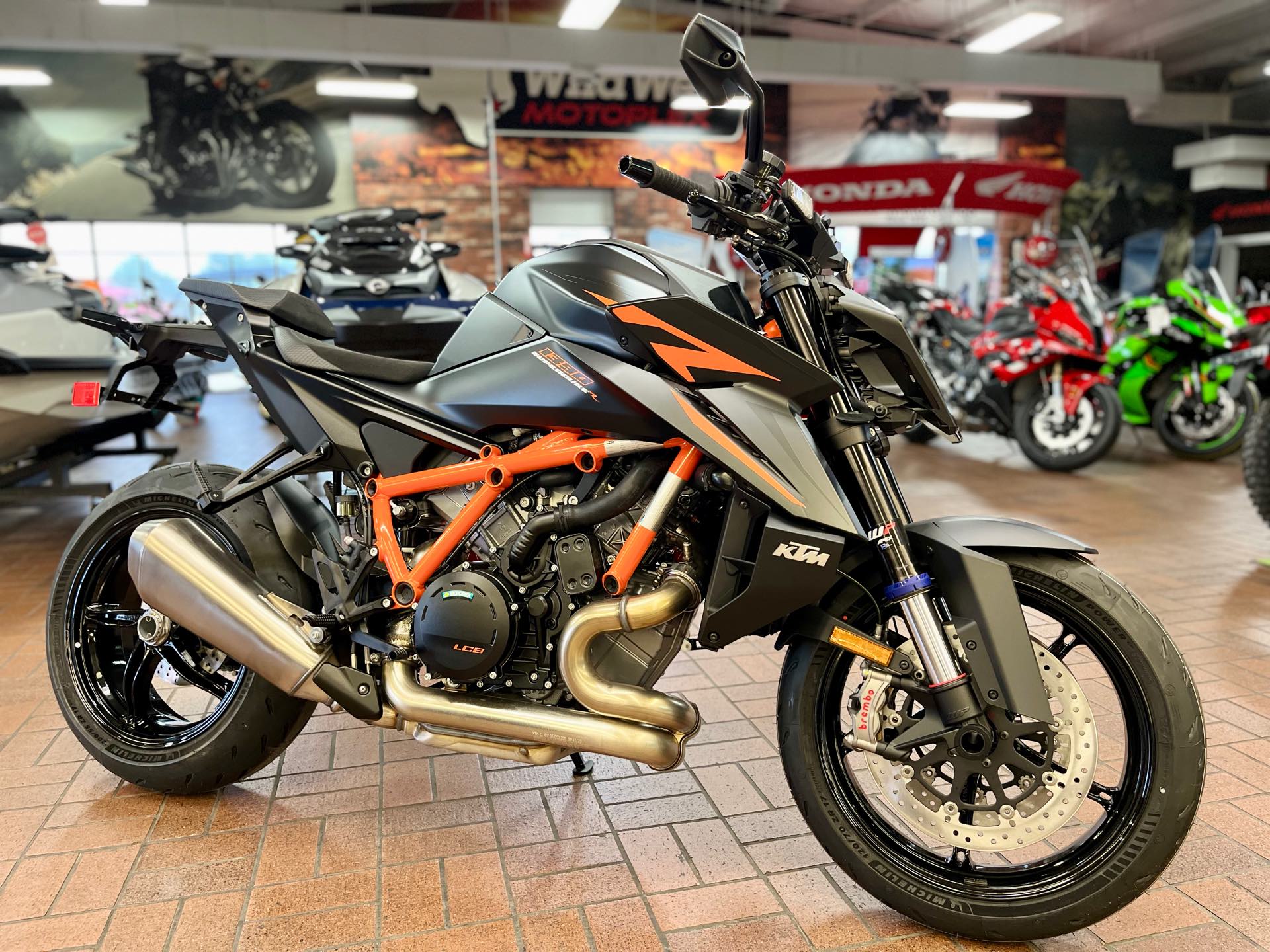 2024 KTM Super Duke 1390 R EVO at Wild West Motoplex