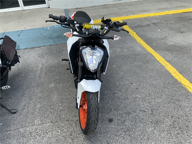 2022 KTM Duke 200 at Jacksonville Powersports, Jacksonville, FL 32225