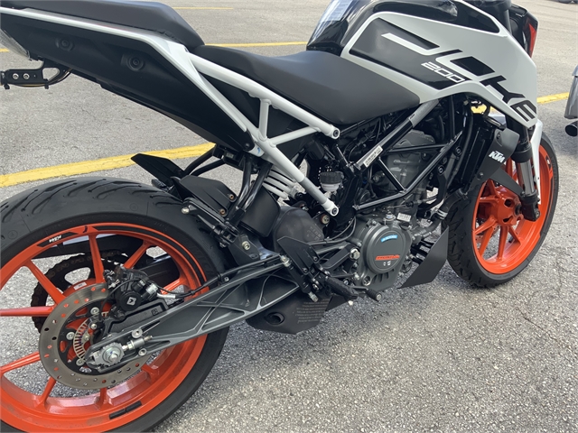 2022 KTM Duke 200 at Jacksonville Powersports, Jacksonville, FL 32225