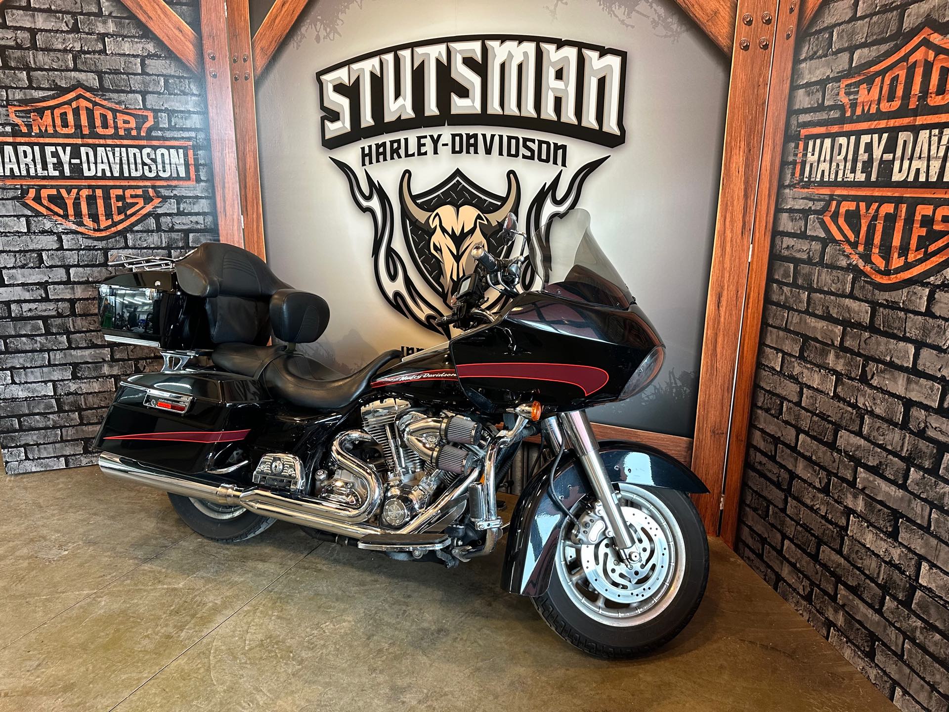 2007 Harley-Davidson Road Glide Base at Stutsman Harley-Davidson