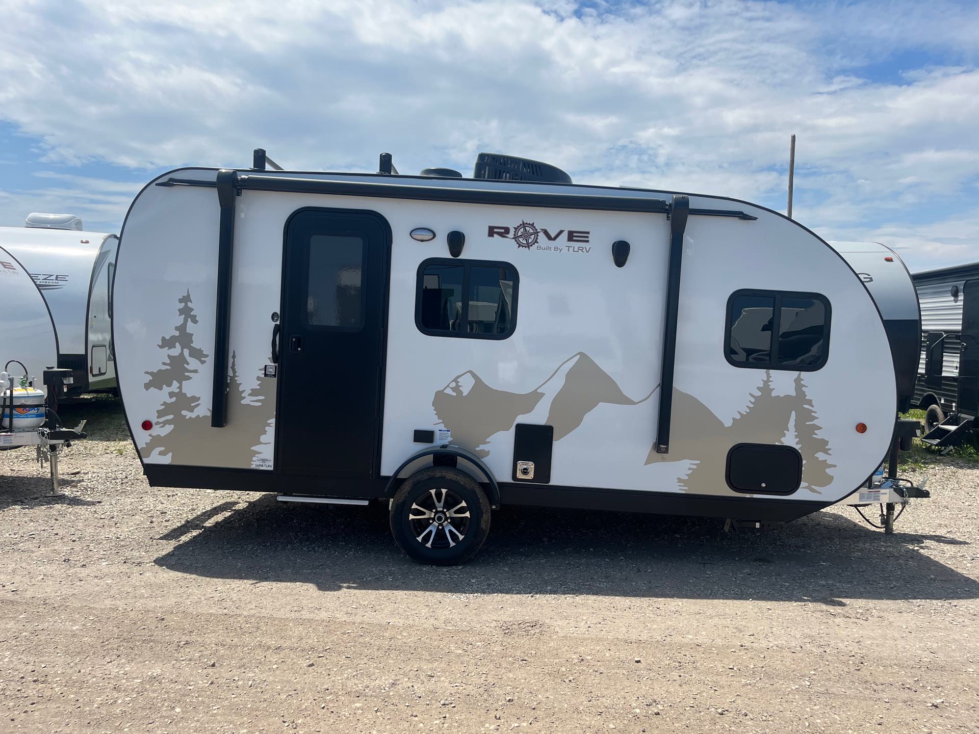 2023 ROVE LITE 16RB at Prosser's Premium RV Outlet