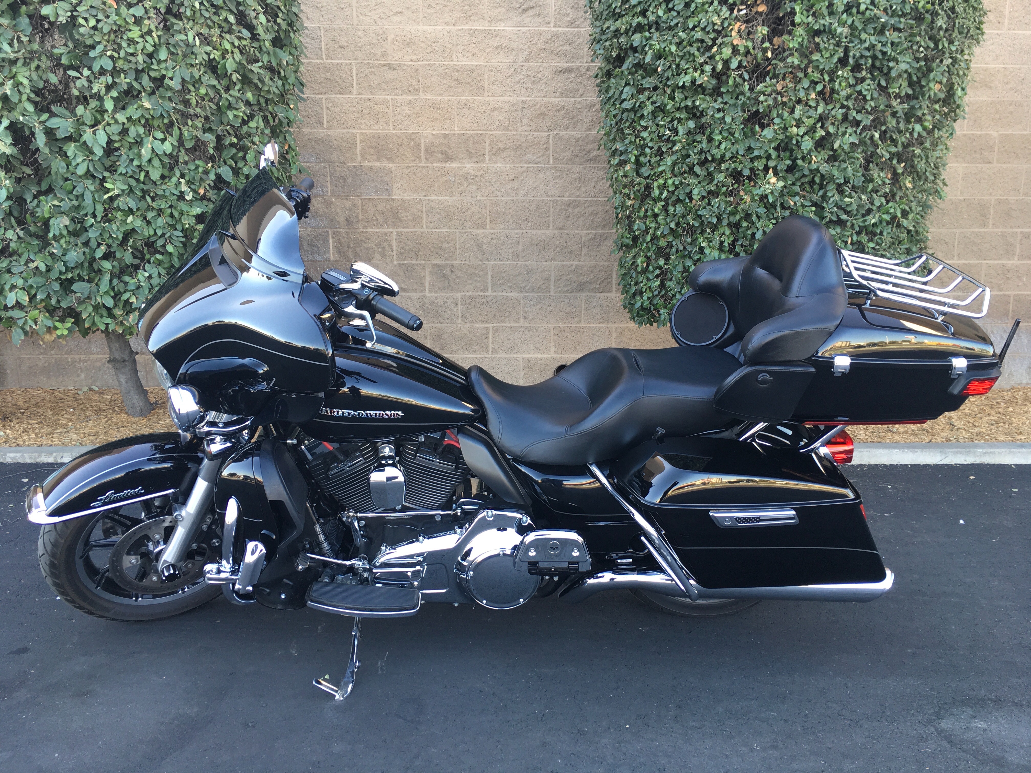 2016 Harley-Davidson FLHTK at Fresno Harley-Davidson