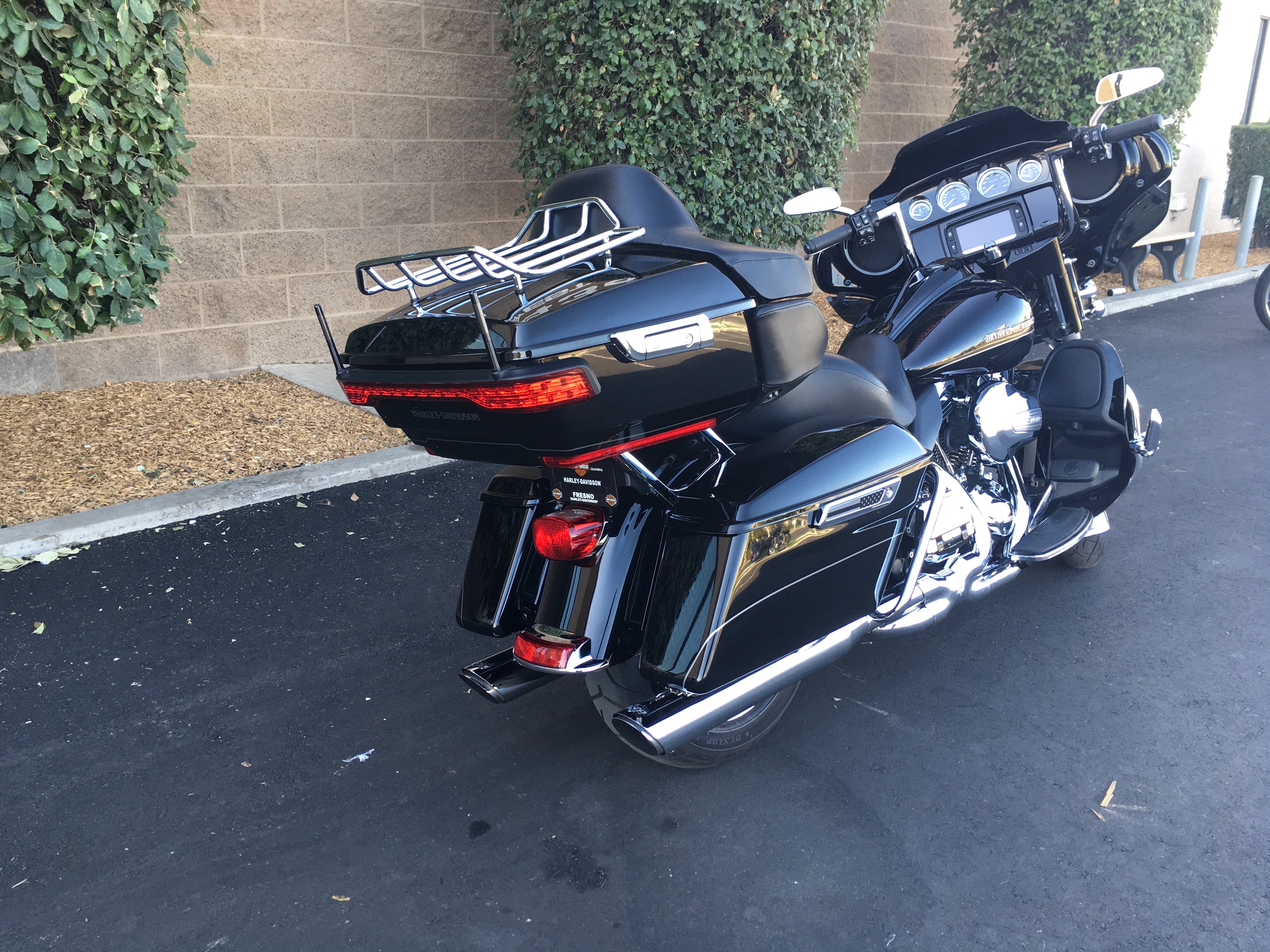 2016 Harley-Davidson FLHTK at Fresno Harley-Davidson