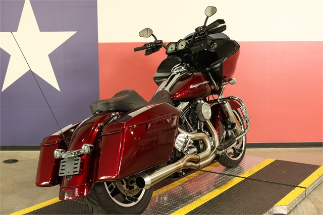 2015 Harley-Davidson Road Glide Base at Texas Harley
