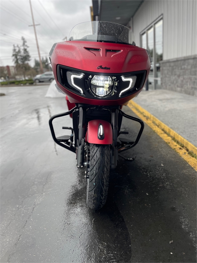 2024 Indian Motorcycle Challenger Dark Horse with PowerBand Audio Package at Lynnwood Motoplex, Lynnwood, WA 98037