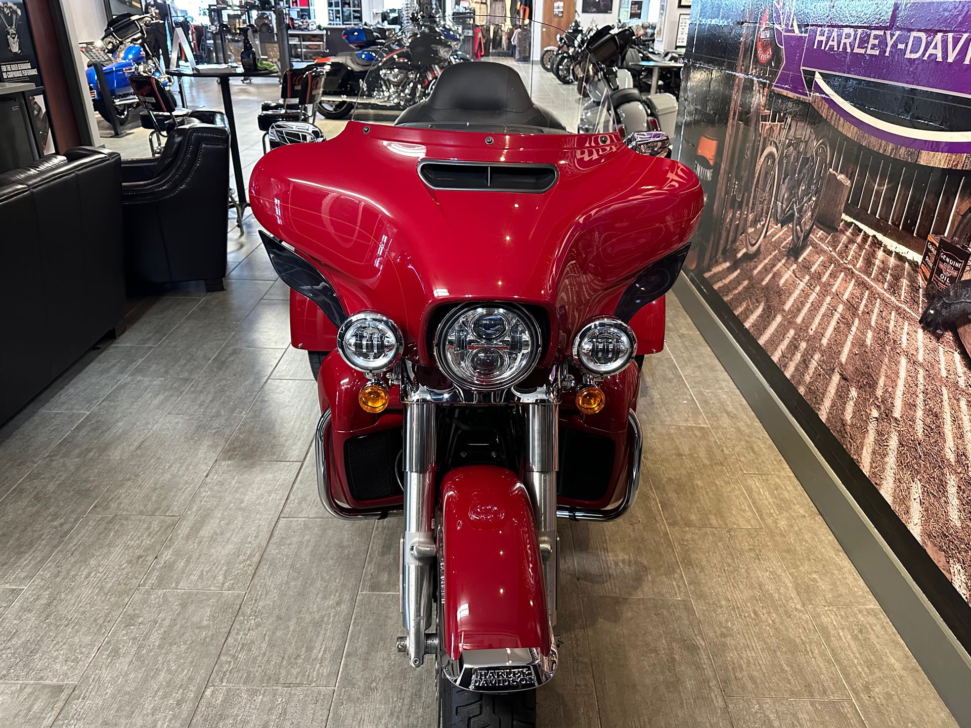 2021 Harley-Davidson Tri Glide Ultra at Phantom Harley-Davidson