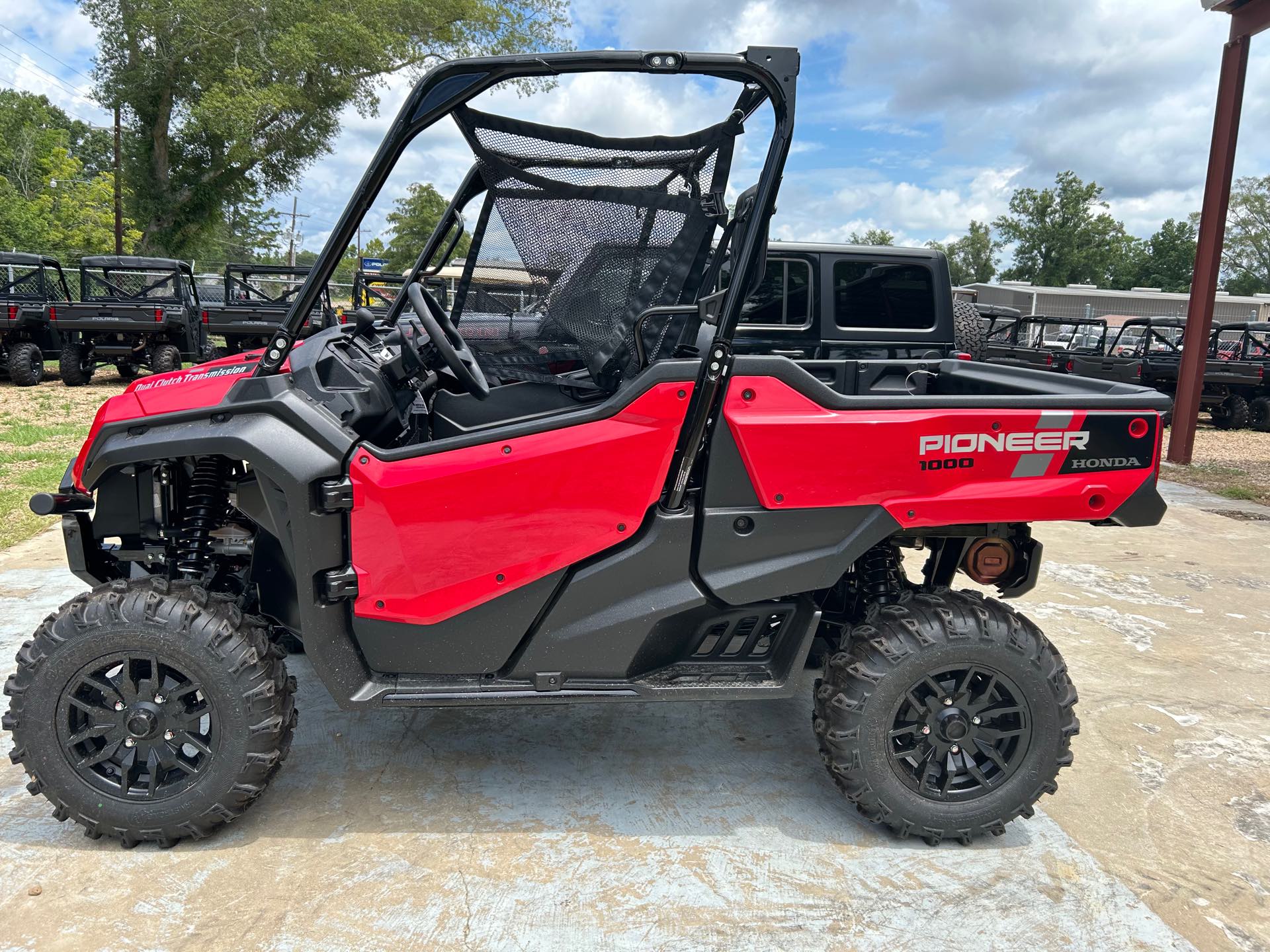 2024 HONDA SXS10M3DR Deluxe at ATV Zone, LLC