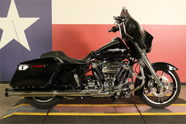 2019 Harley-Davidson Street Glide Base at Texas Harley