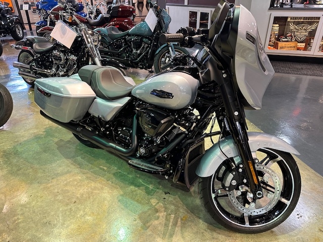 2024 Harley-Davidson Street Glide Base at Carlton Harley-Davidson®