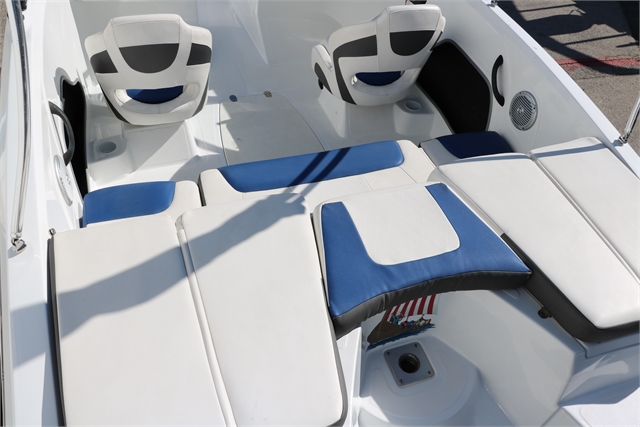 2020 Tahoe 450 TS at Jerry Whittle Boats