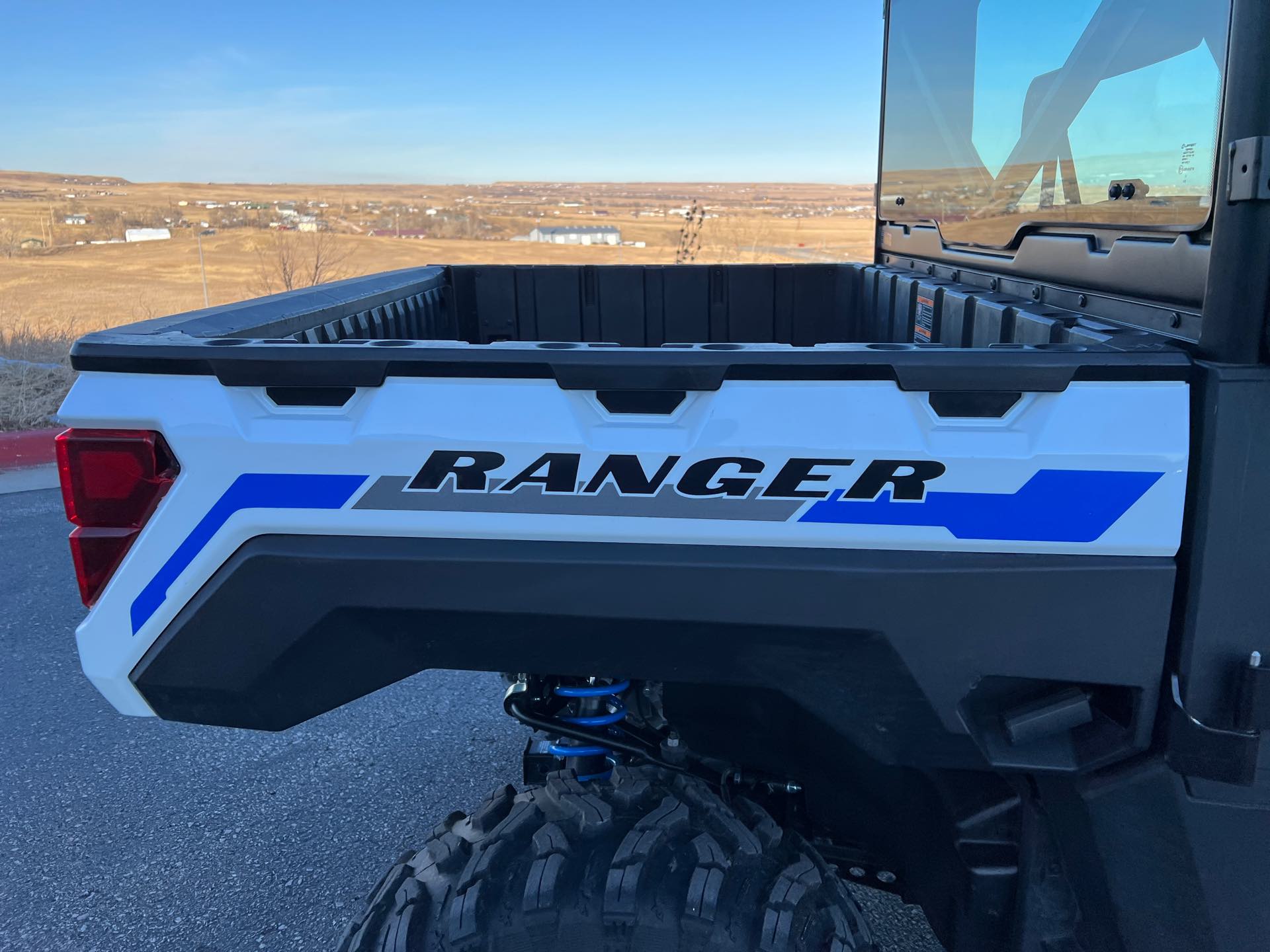 2023 Polaris Ranger XP Kinetic Ultimate at Mount Rushmore Motorsports