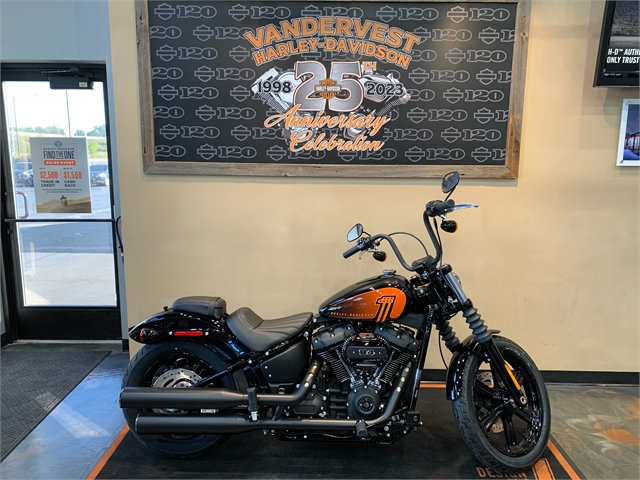 2023 Harley-Davidson Softail Street Bob 114 at Vandervest Harley-Davidson, Green Bay, WI 54303