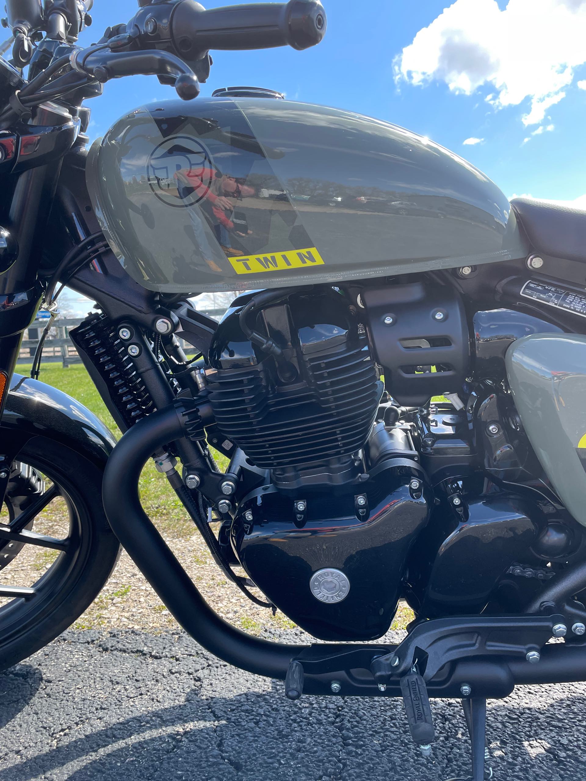 2024 Royal Enfield Shotgun 650 at Randy's Cycle