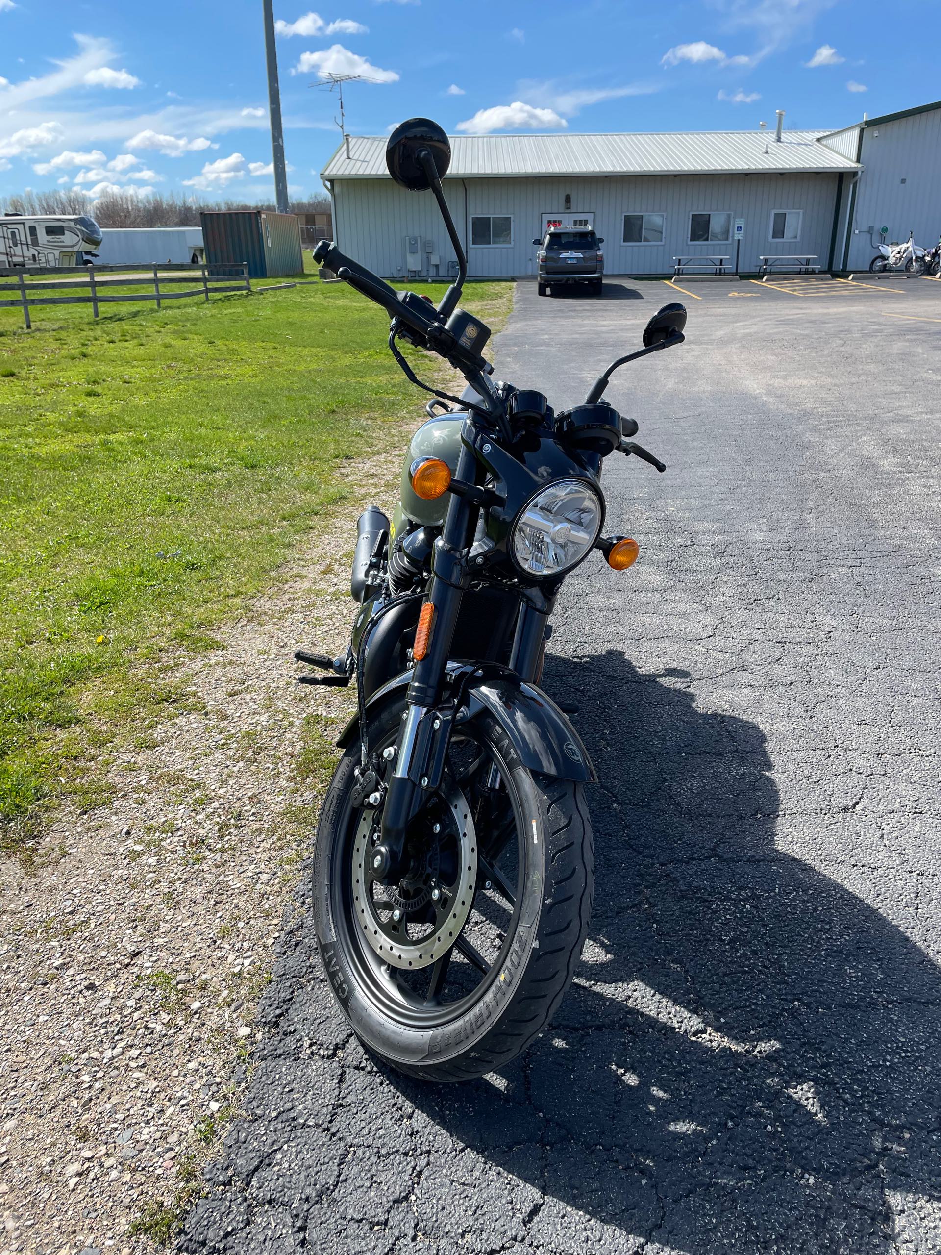 2024 Royal Enfield Shotgun 650 at Randy's Cycle