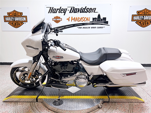 2024 Harley-Davidson Street Glide Base at Harley-Davidson of Madison