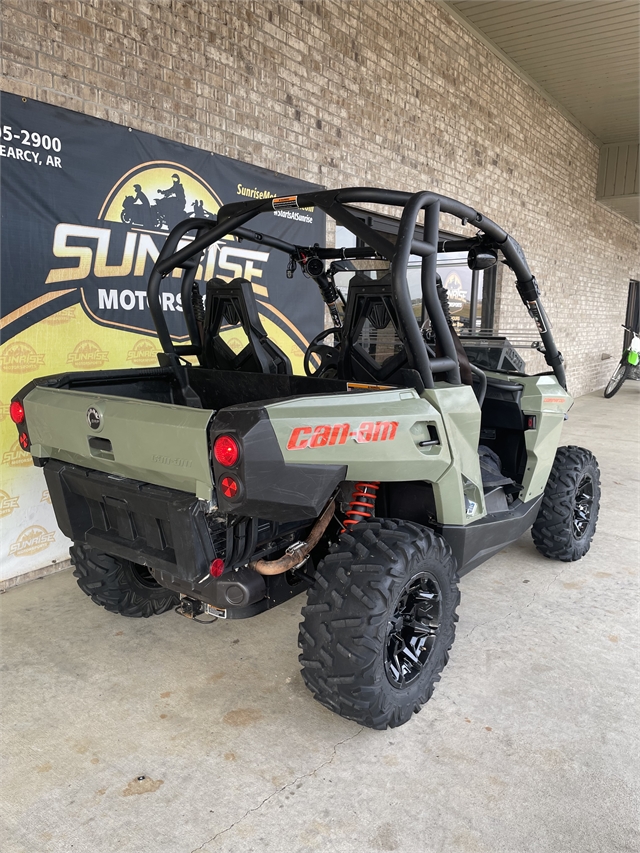 2018 Can-Am Commander DPS 1000R at Sunrise Pre-Owned