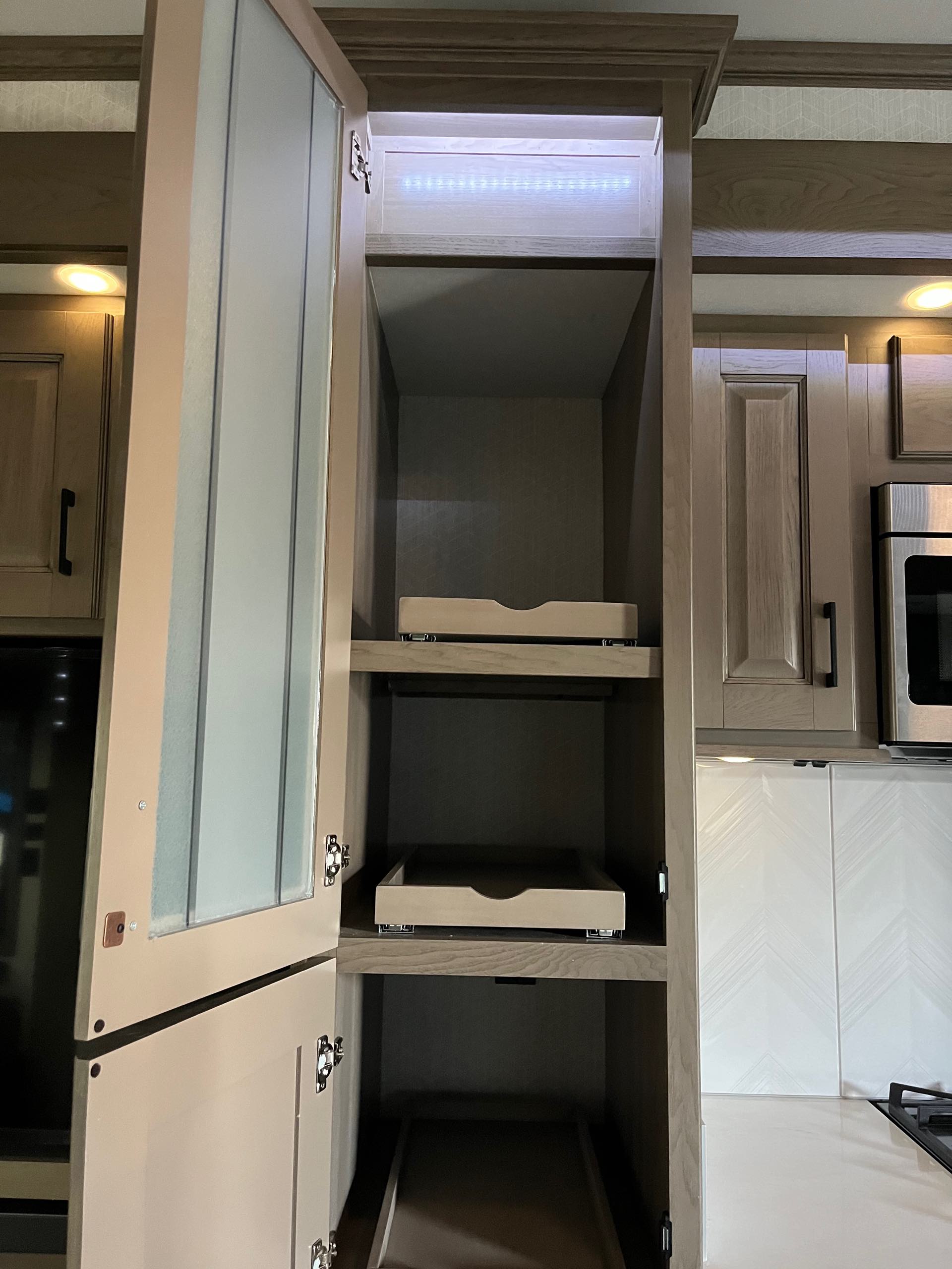 2023 DRV Mobile Suites MS 39DBRS3 at Prosser's Premium RV Outlet