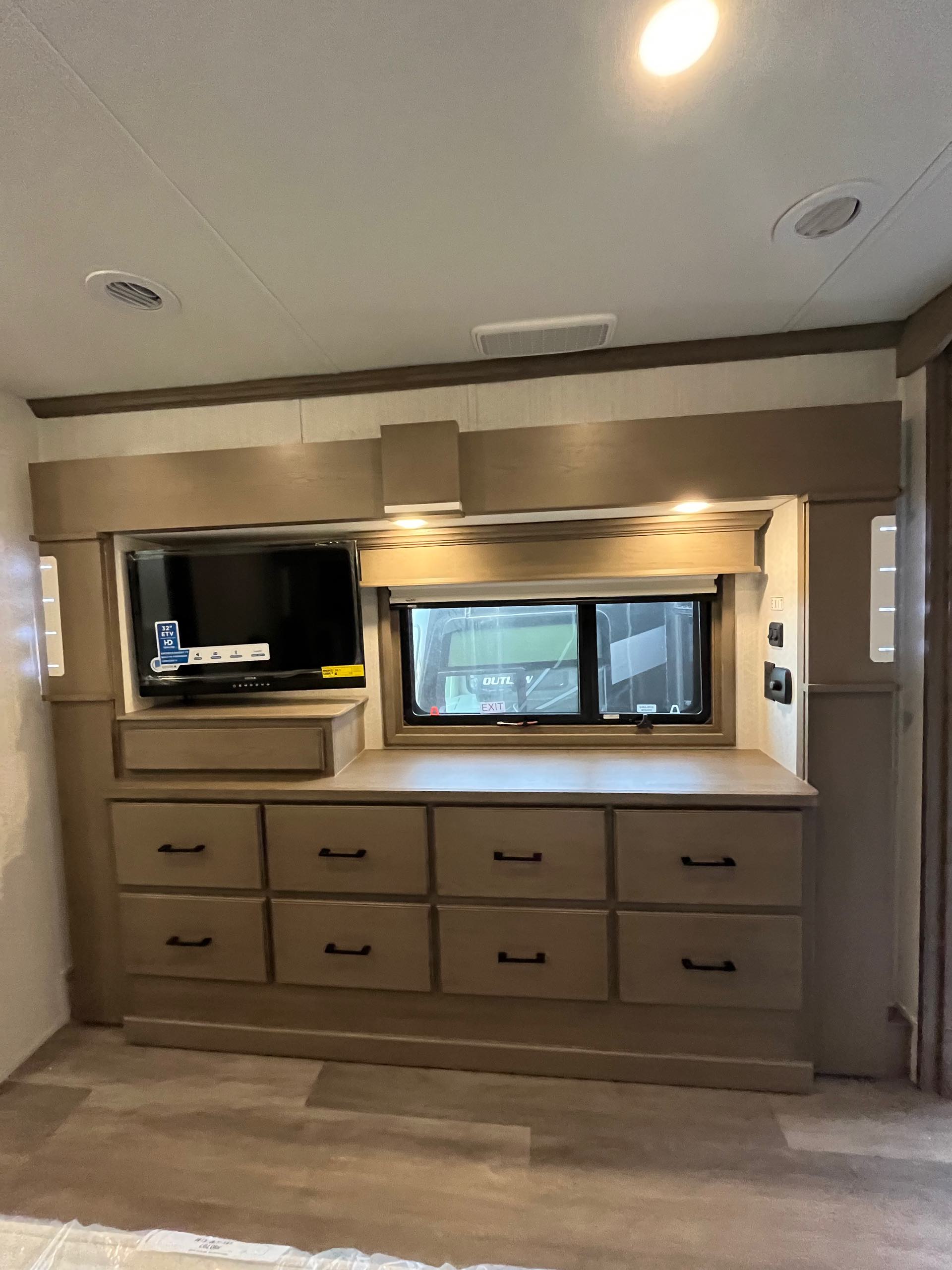 2023 DRV Mobile Suites MS 39DBRS3 at Prosser's Premium RV Outlet