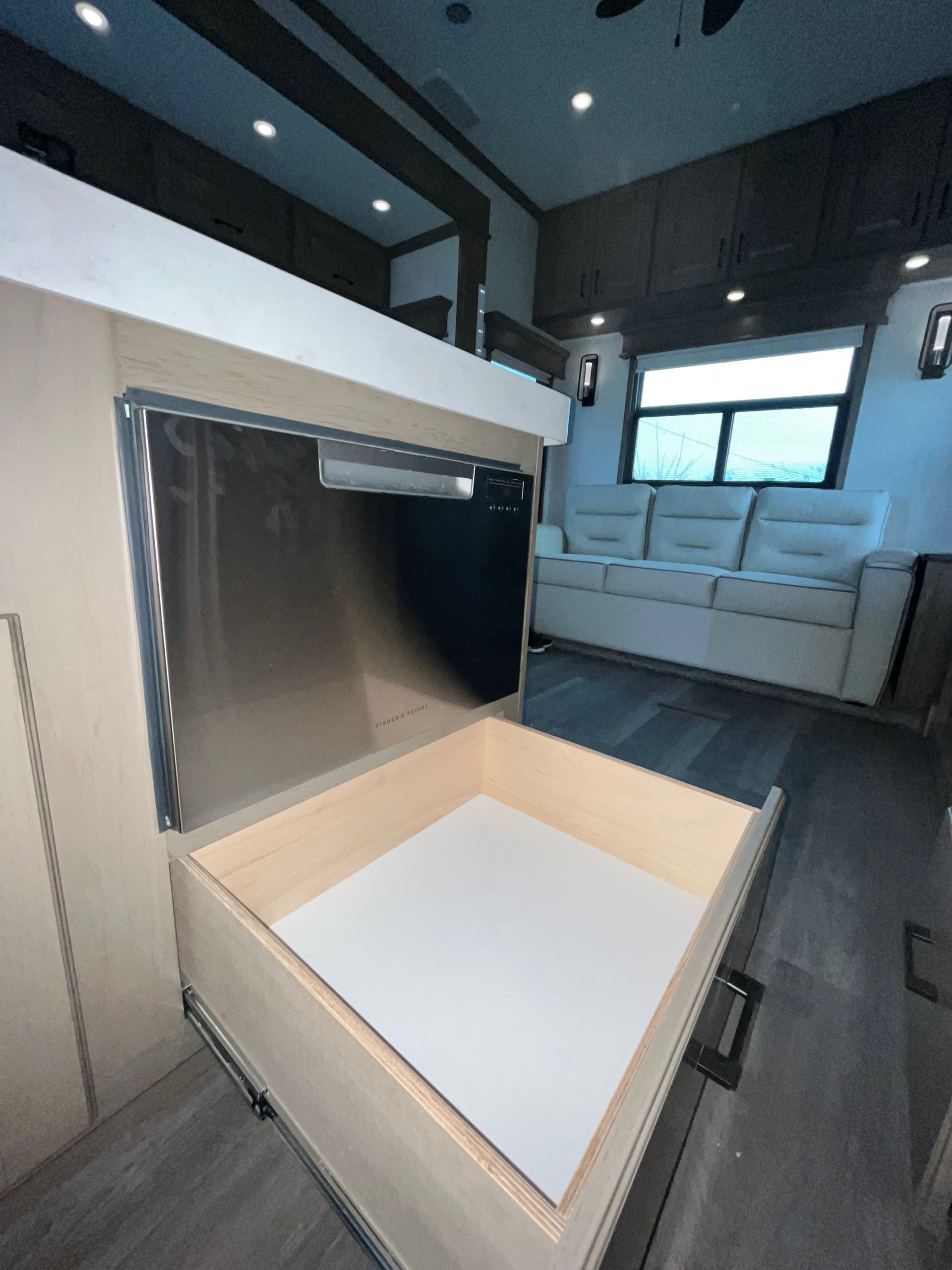 2023 DRV Mobile Suites MS 39DBRS3 at Prosser's Premium RV Outlet