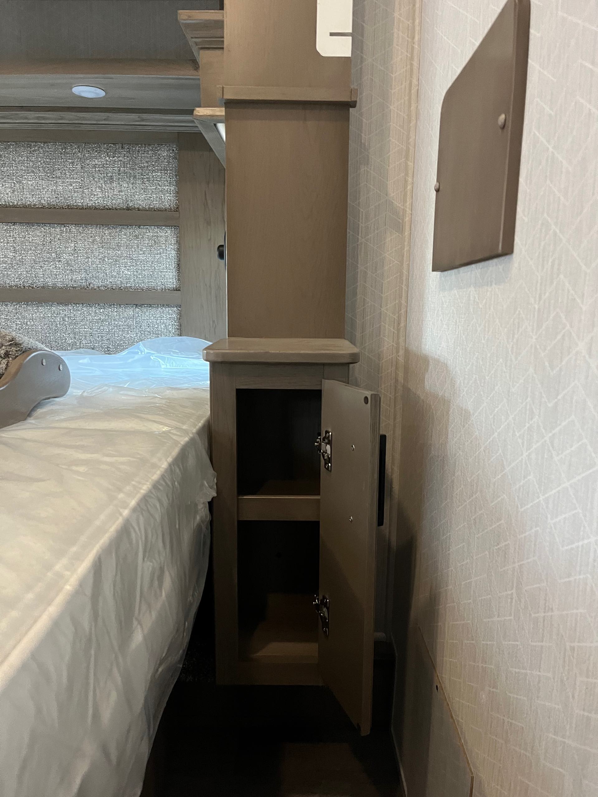 2023 DRV Mobile Suites MS 39DBRS3 at Prosser's Premium RV Outlet