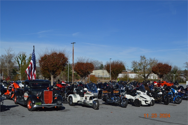 2024 Nov 23 24th Annual Henderson County Toy Run Photos at Smoky Mountain HOG