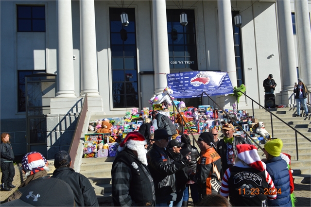 2024 Nov 23 24th Annual Henderson County Toy Run Photos at Smoky Mountain HOG