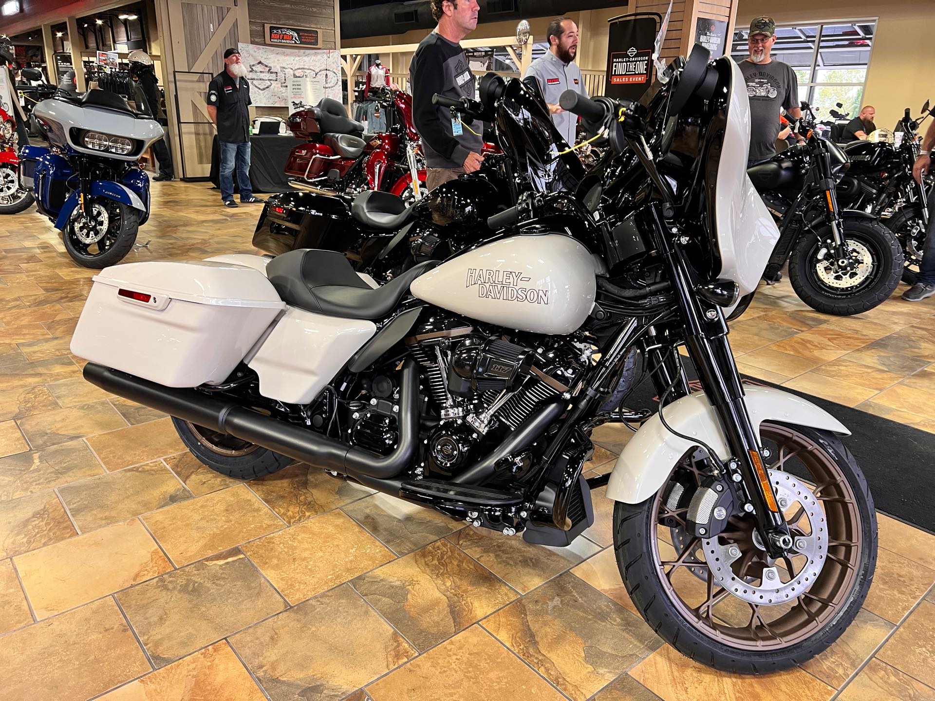 2023 Harley-Davidson Street Glide ST at Man O'War Harley-Davidson®