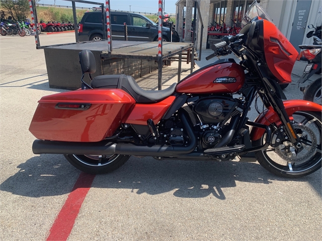 2024 Harley-Davidson Street Glide Base at Kent Motorsports, New Braunfels, TX 78130