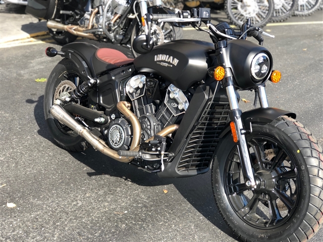 2019 Indian Scout® Bobber ABS THUNDER BLACK SMOKE | Lynnwood Motoplex