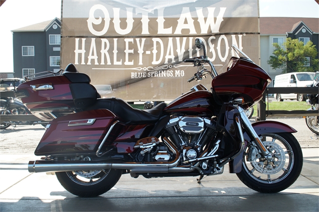 2015 Harley-Davidson Road Glide CVO Ultra at Outlaw Harley-Davidson