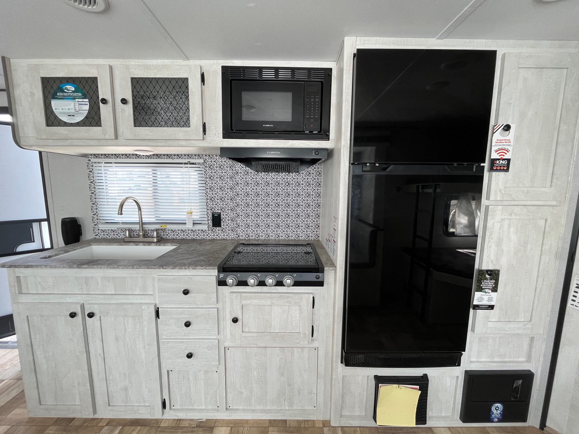 2023 Shasta I-5 526DB at Prosser's Premium RV Outlet