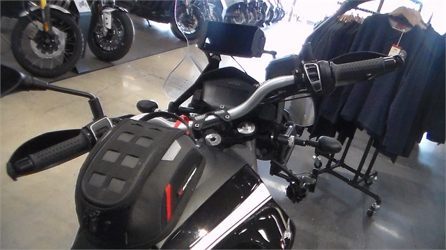 2022 Moto Guzzi V85 TT Guardia dOnore E5 at Dick Scott's Freedom Powersports