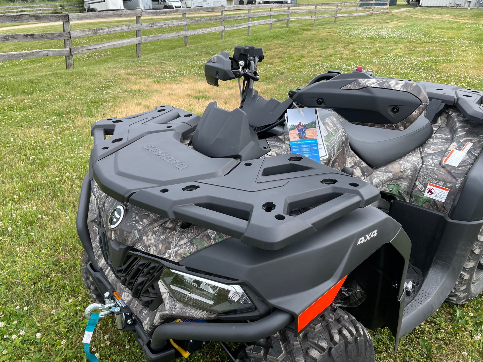 2023 CFMOTO CFORCE 600 at Randy's Cycle