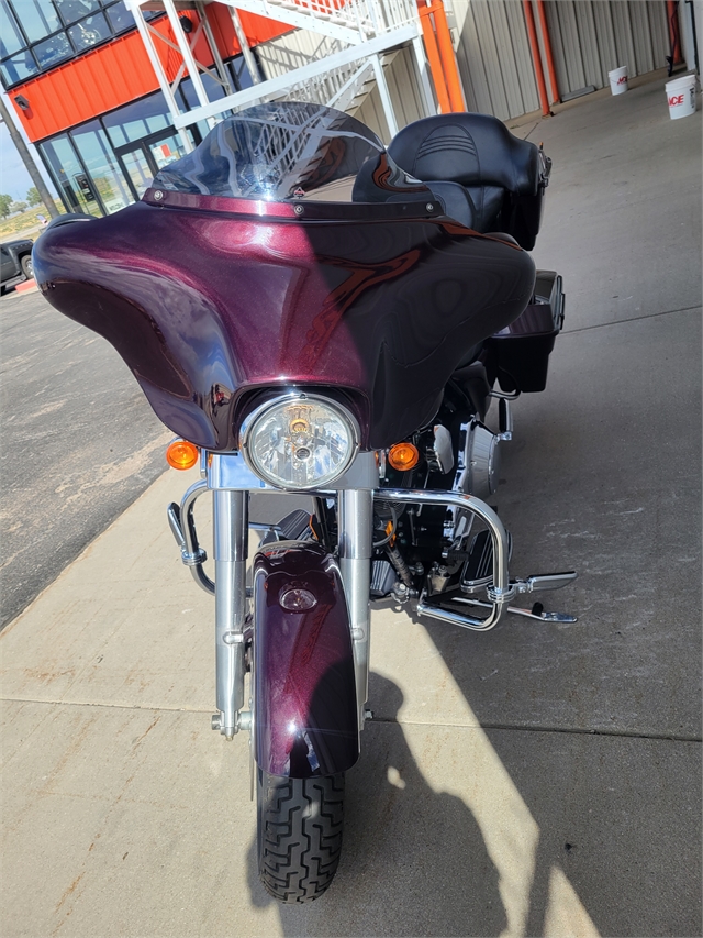 2006 Harley-Davidson Street Glide Base at Deluxe Harley Davidson