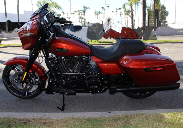 2024 Harley-Davidson Street Glide Base at Quaid Harley-Davidson, Loma Linda, CA 92354