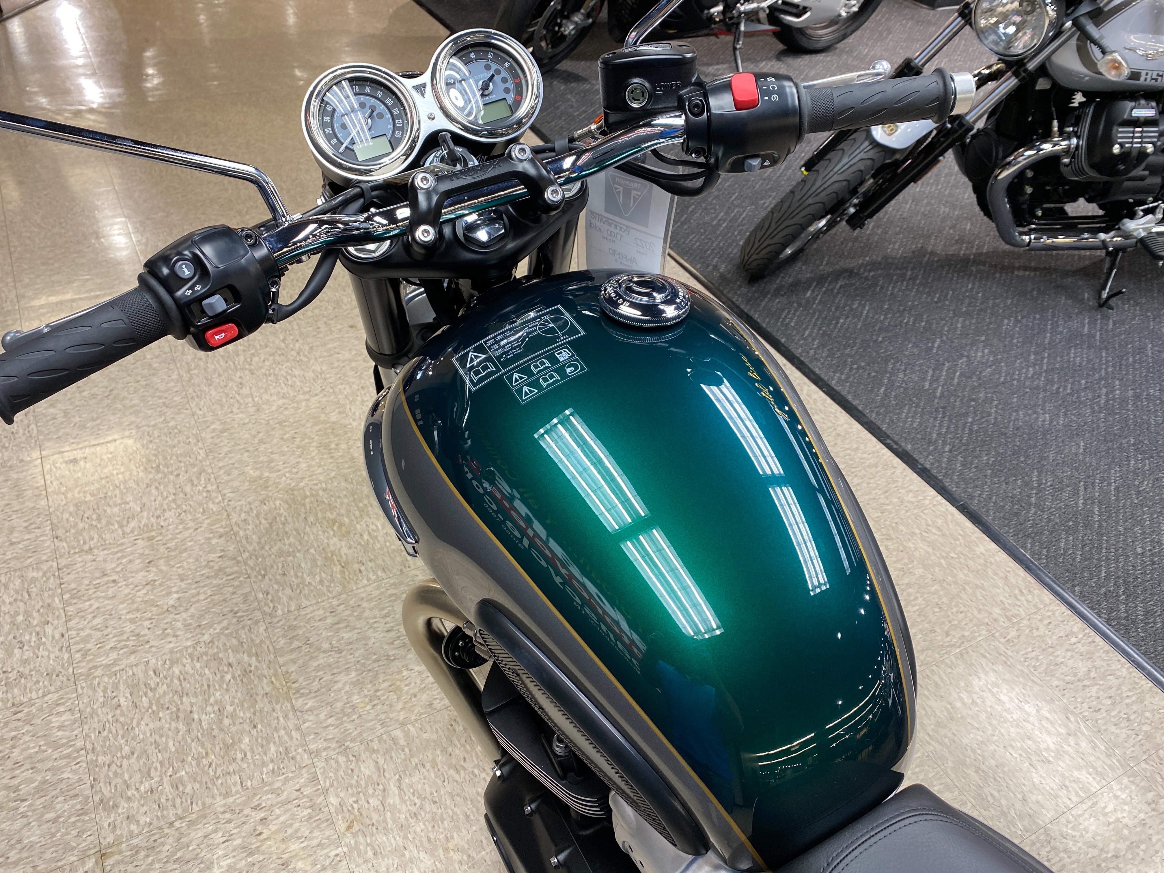 2022 Triumph Bonneville T100 Base at Sloans Motorcycle ATV, Murfreesboro, TN, 37129