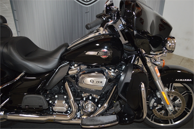 2023 Harley-Davidson Electra Glide Ultra Limited at Suburban Motors Harley-Davidson