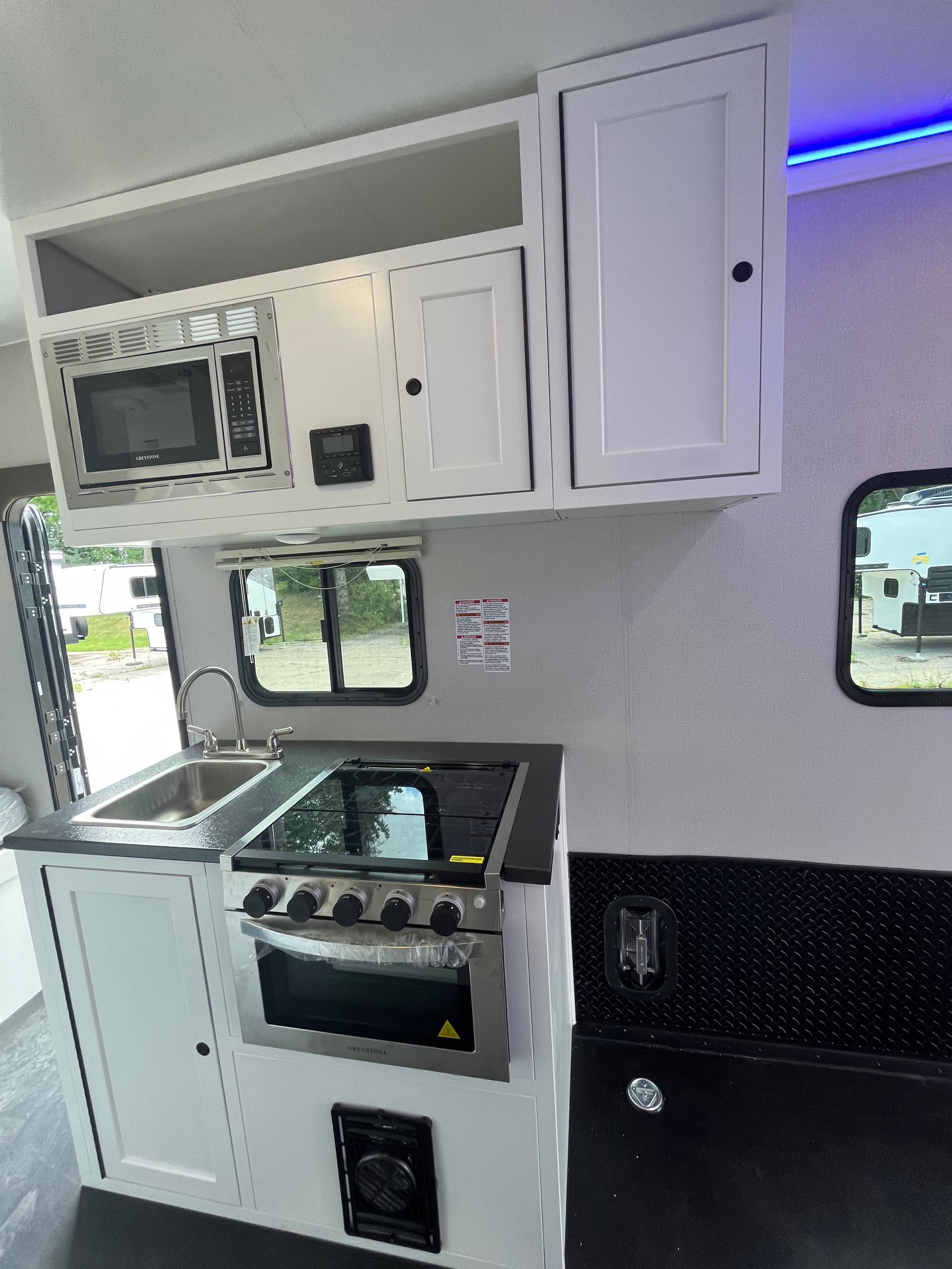 2023 TRAVEL LITE ROVE SUR at Prosser's Premium RV Outlet