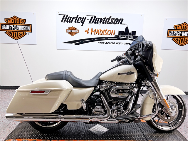 2022 Harley-Davidson Street Glide Base at Harley-Davidson of Madison