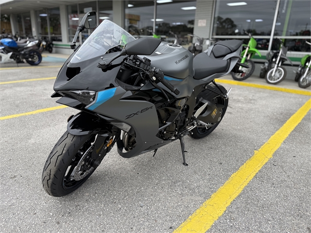 2025 Kawasaki Ninja ZX-6R Base at Jacksonville Powersports, Jacksonville, FL 32225